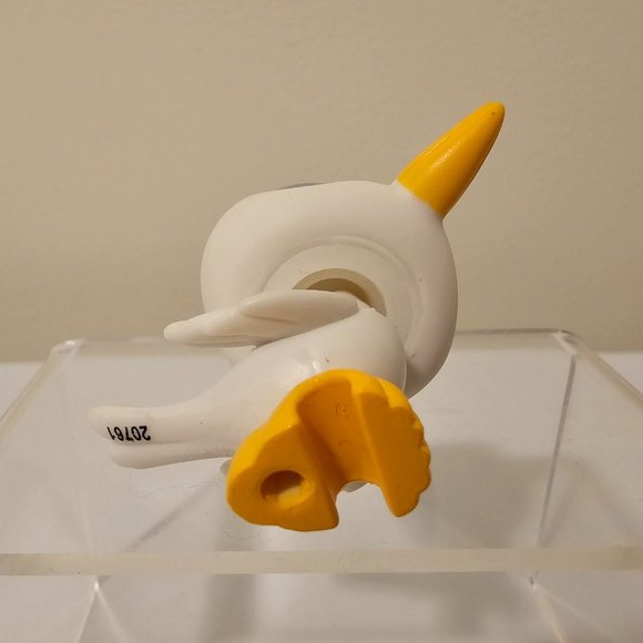 Hasbro Littlest Pet Shop #2435 Woodpecker Bird White Red w/ Original Checklist - Picture 6 of 8